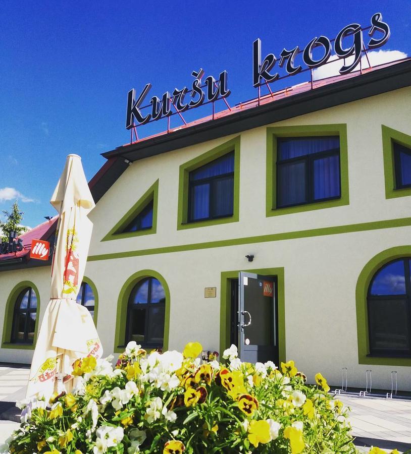 Kursu Krogs Dizstende エクステリア 写真